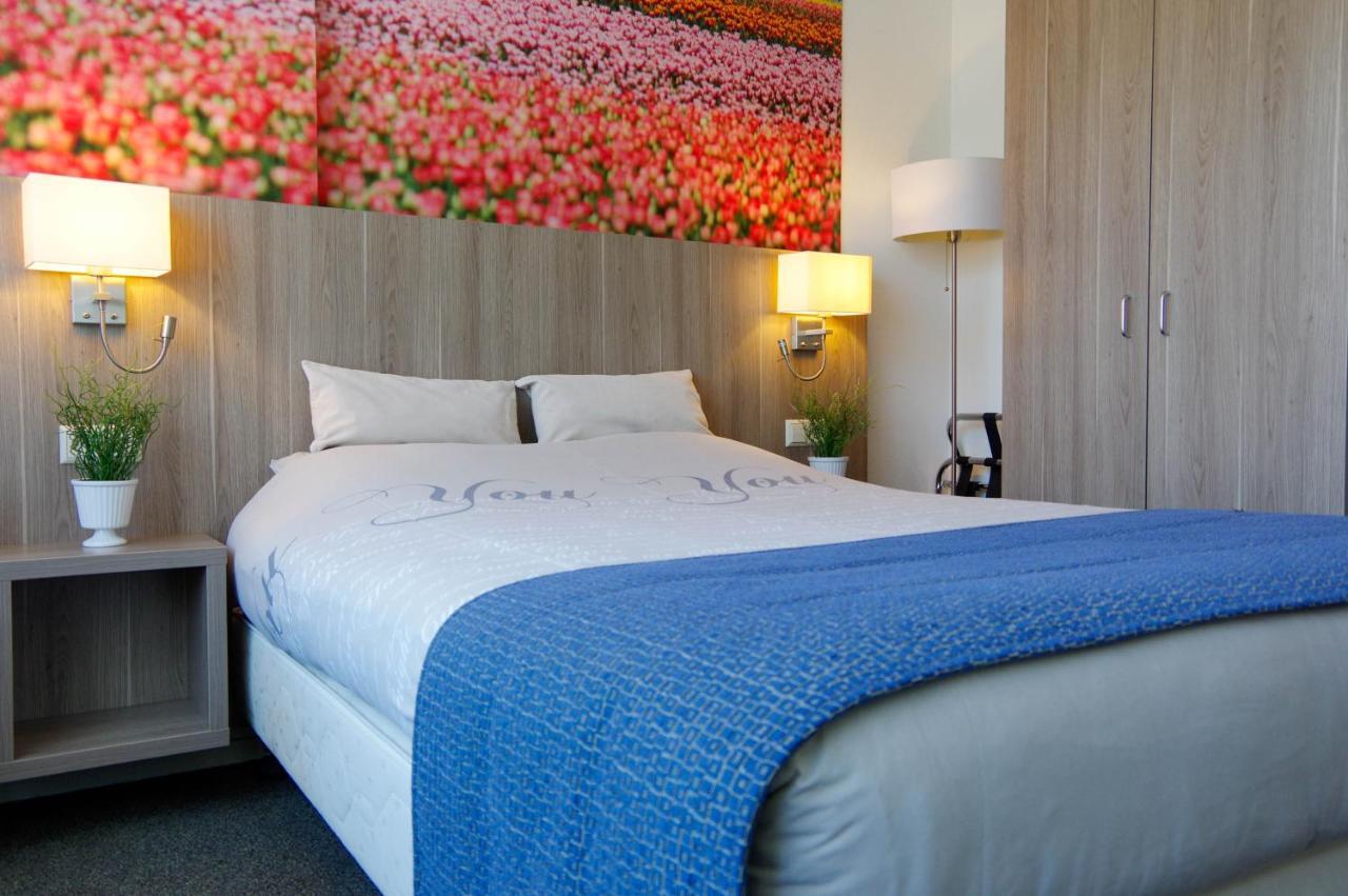 Hotel And Restaurant Van Saaze Kraggenburg ภายนอก รูปภาพ
