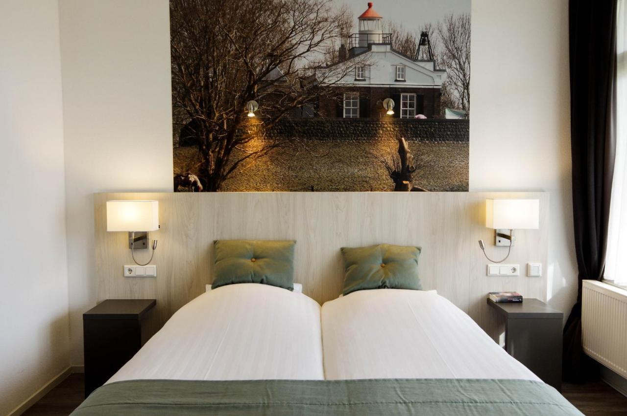 Hotel And Restaurant Van Saaze Kraggenburg ภายนอก รูปภาพ