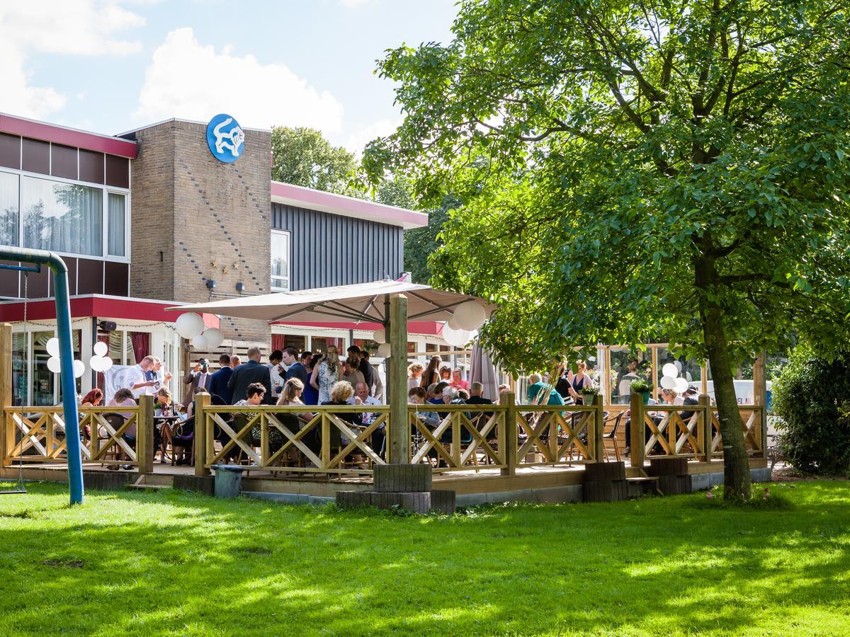 Hotel And Restaurant Van Saaze Kraggenburg ภายนอก รูปภาพ