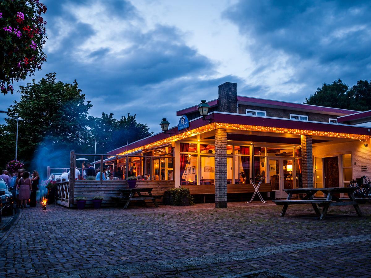 Hotel And Restaurant Van Saaze Kraggenburg ภายนอก รูปภาพ